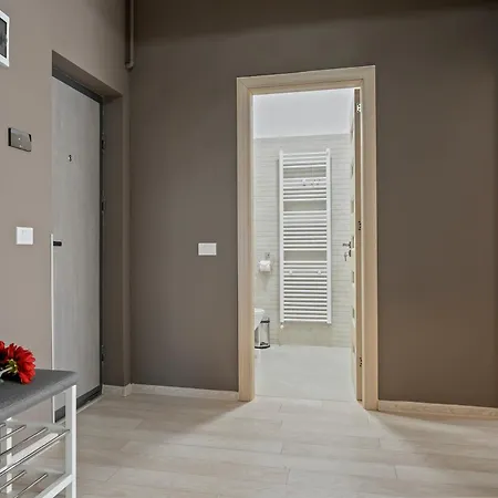 My Is Your Apartment *